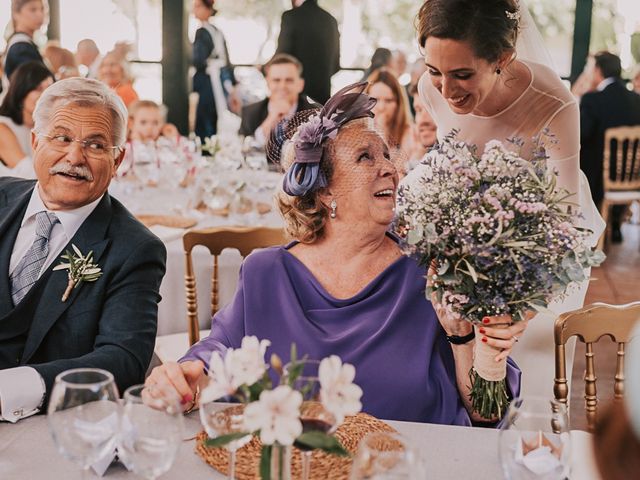 La boda de Maro y Hugo en Sevilla, Sevilla 109