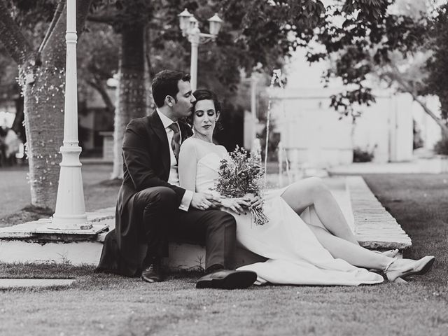 La boda de Maro y Hugo en Sevilla, Sevilla 141