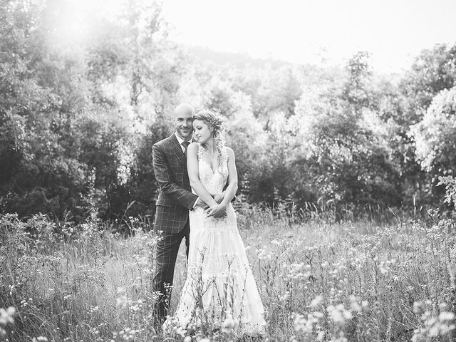 La boda de Alberto y Sara en Vilanova De Sau, Barcelona 32