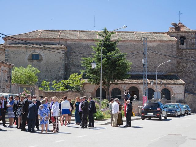 La boda de César y María en Cuellar, Segovia 14