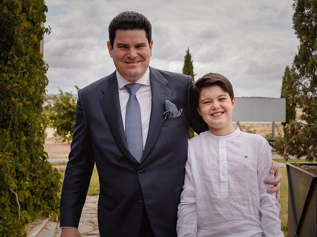 La boda de Luis y Azuzena en Cáceres, Cáceres 58