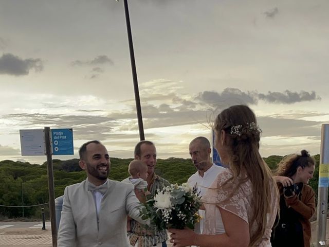 La boda de Carlos y Laura en El Prat De Llobregat, Barcelona 1
