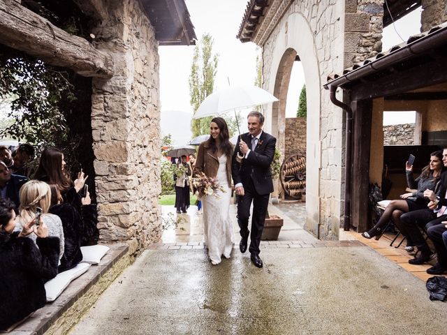 La boda de Dani y Estel en Camprodon, Girona 35