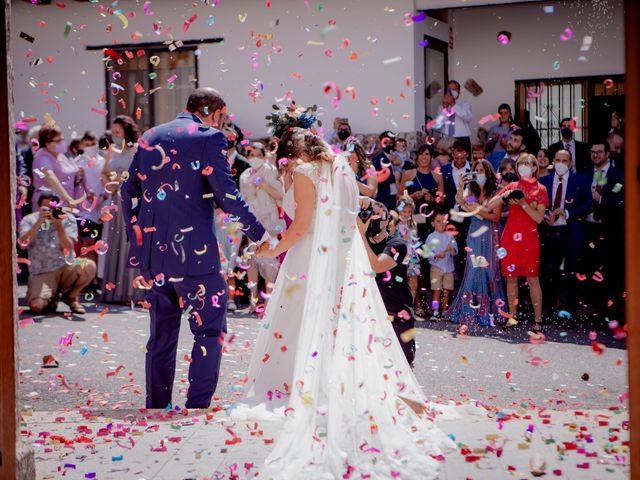 La boda de Raúl y Rebeca en Riaza, Segovia 30