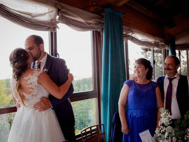 La boda de Raúl y Rebeca en Riaza, Segovia 49