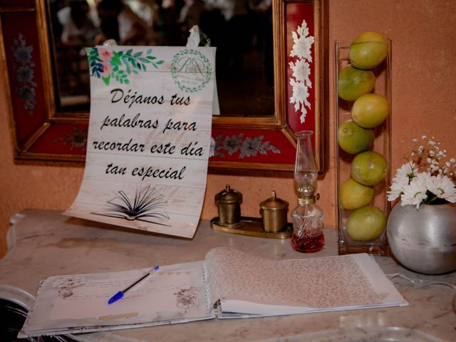 La boda de Raúl y Rebeca en Riaza, Segovia 51