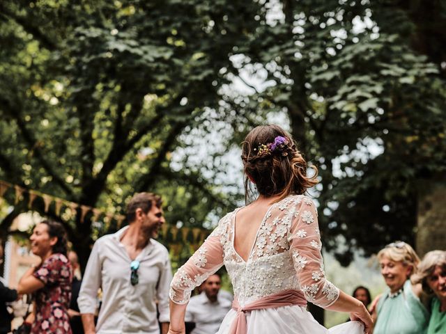 La boda de Adrien y Alicia en Ainsa, Huesca 2