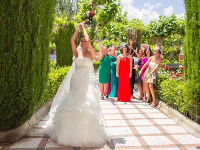 La boda de Luis Carlos y Mari Carmen en Martos, Jaén 19