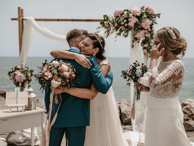 La boda de Vanessa y Cristina en Torre Del Mar, Málaga 7