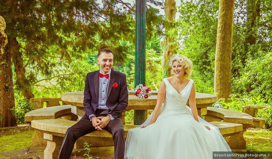 La boda de Hugo y Ángeles en Forcadela, Pontevedra