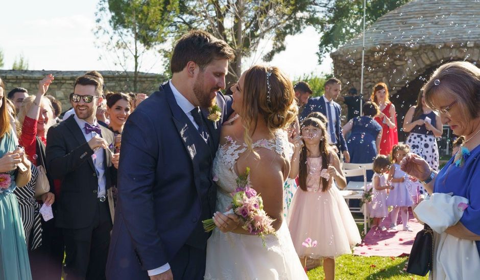 La boda de Toni y Tamara  en Sallent, Barcelona