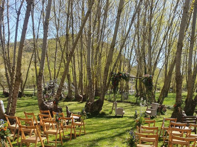 La boda de Graham y Laura en San Roman De Cameros, La Rioja 10