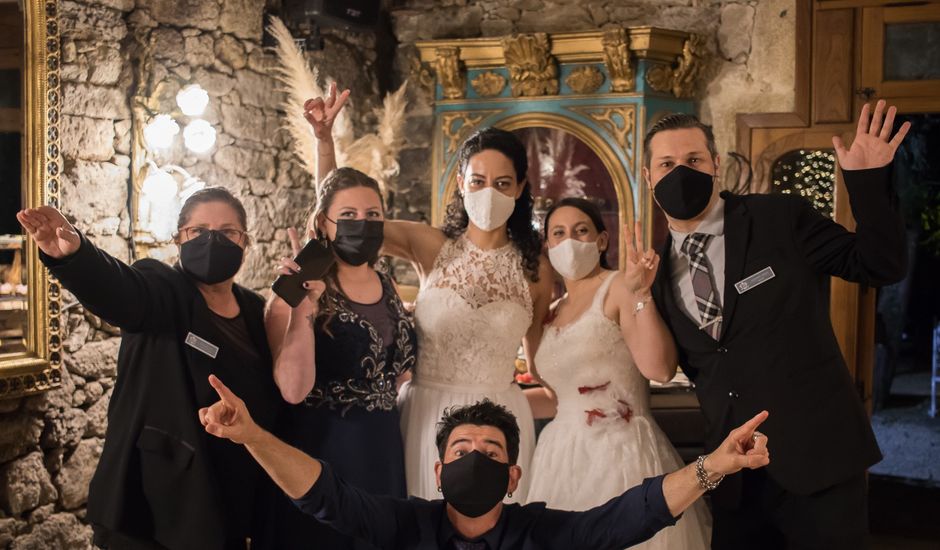 La boda de Noelia y Neli en Serra De Outes, A Coruña