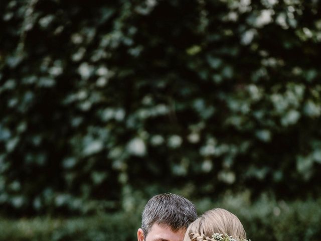 La boda de Xavi y Anne en Olot, Girona 17