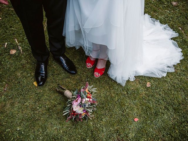 La boda de Xavi y Anne en Olot, Girona 31