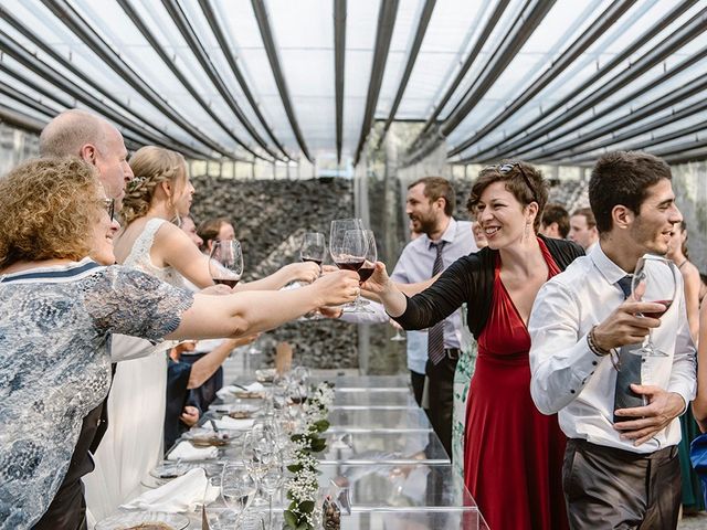 La boda de Xavi y Anne en Olot, Girona 51