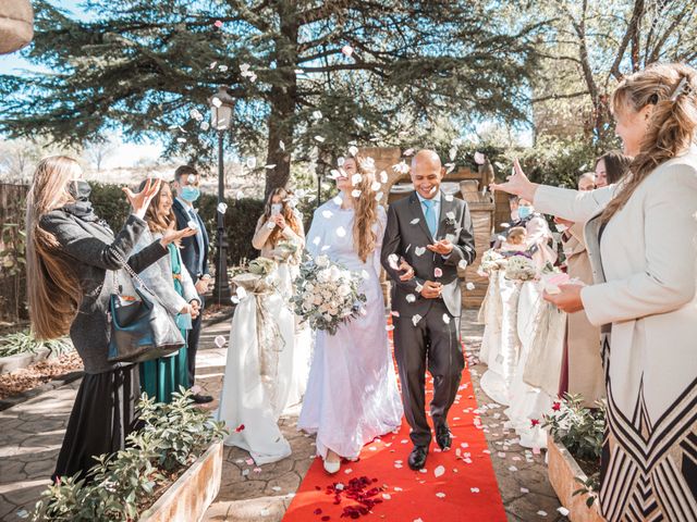 La boda de Alfredo y Marina en Talamanca Del Jarama, Madrid 35