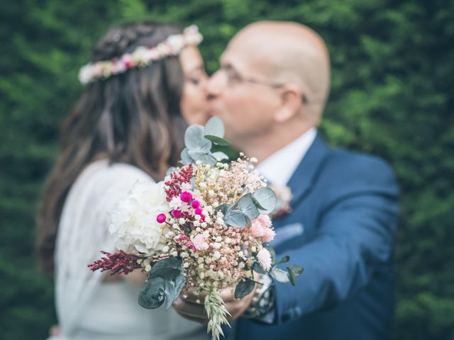 La boda de Joel  y Sira en Vallfogona De Balaguer, Lleida 17