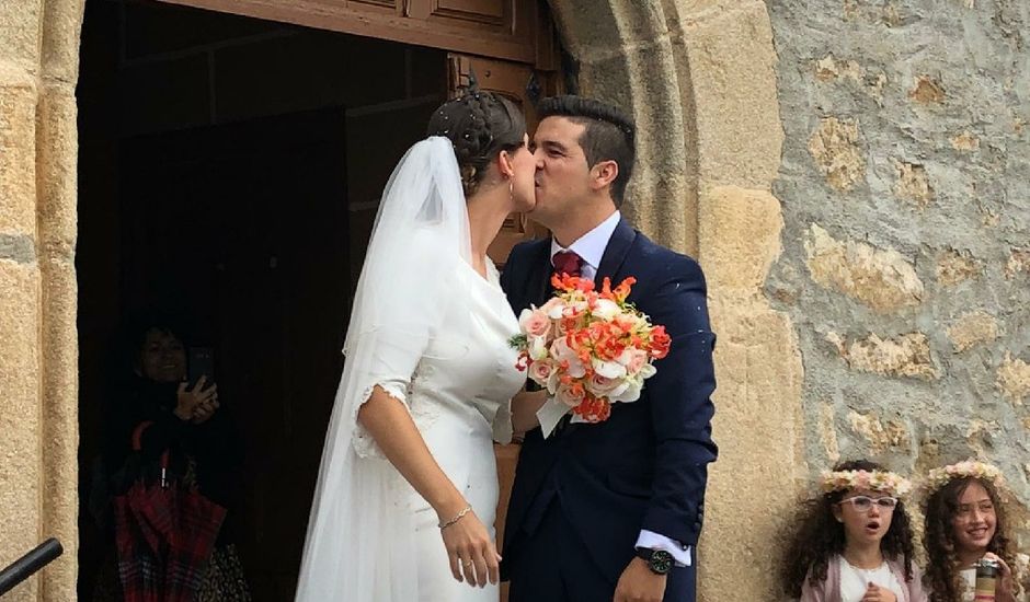 La boda de Juanma y Maria en Cabezabellosa, Cáceres