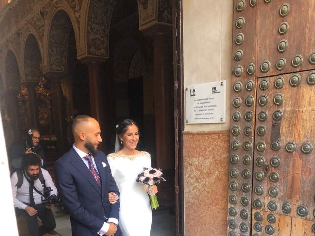 La boda de Andrés  y Reyes en Sevilla, Sevilla 1