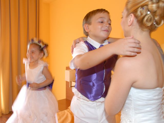 La boda de Jose  y Rebeca  en Vallirana, Barcelona 15