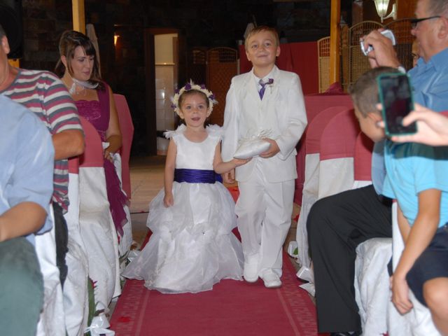 La boda de Jose  y Rebeca  en Vallirana, Barcelona 34