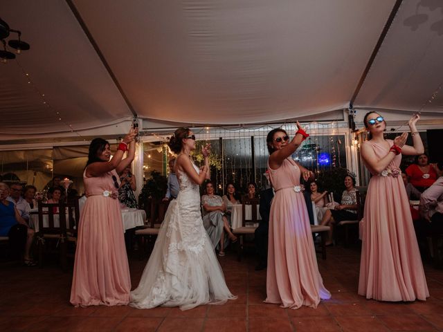 La boda de Rebeca y Jordy en Ojen, Málaga 53