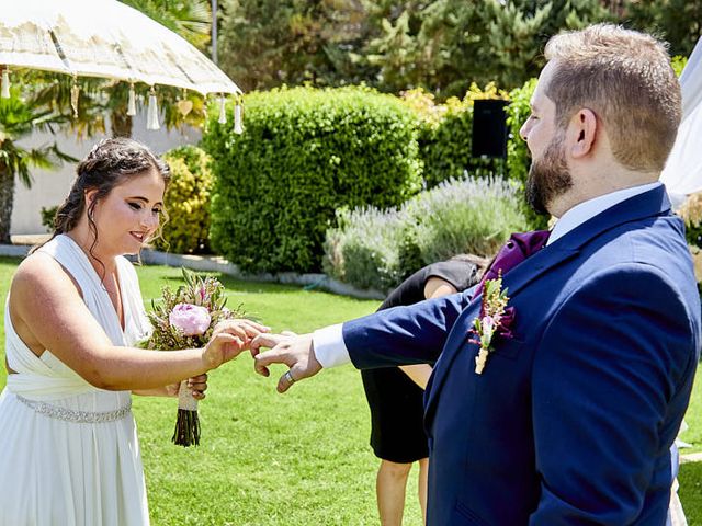 La boda de Alberto y Raquel en Talamanca Del Jarama, Madrid 39