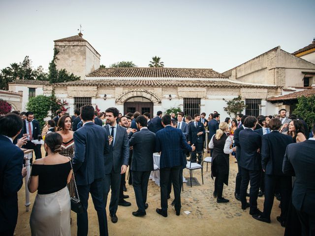 La boda de Juan y Marina en Espartinas, Sevilla 53