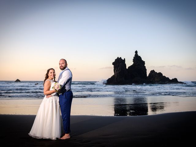 La boda de Zebenzui y Ainhoa en Santa Cruz De Tenerife, Santa Cruz de Tenerife 39