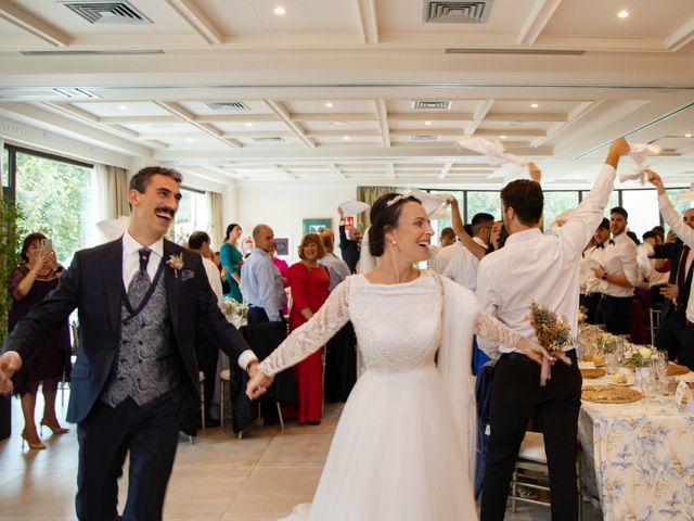 La boda de Mila y Guillermo en Puente Viesgo, Cantabria 31