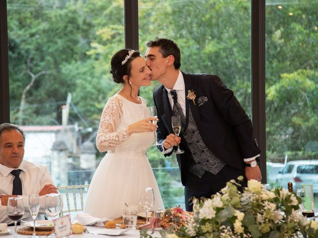 La boda de Mila y Guillermo en Puente Viesgo, Cantabria 32