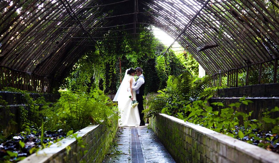 La boda de Antonio y Rocío en Málaga, Málaga