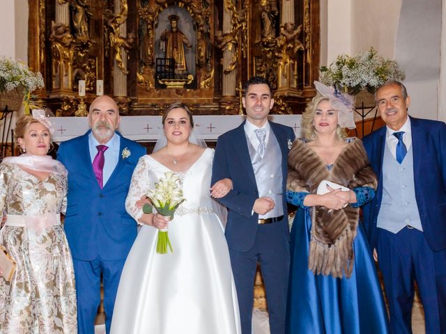 La boda de Álvaro y Mila en Sahagun, León 28