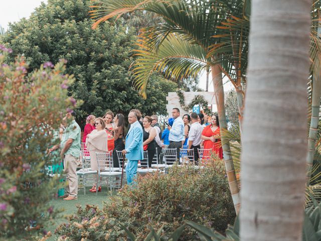 La boda de Mina y Mery en Santa Cruz De Tenerife, Santa Cruz de Tenerife 30