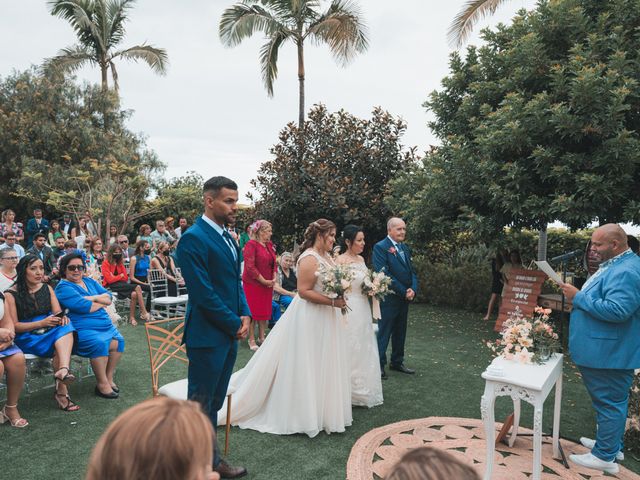 La boda de Mina y Mery en Santa Cruz De Tenerife, Santa Cruz de Tenerife 31