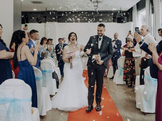 La boda de Juan Carlos  y Isabel en Fuenlabrada, Madrid 1