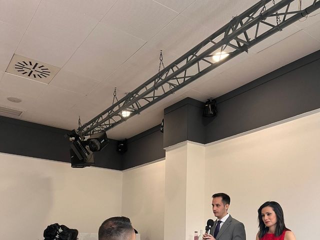 La boda de Juan Carlos  y Isabel en Fuenlabrada, Madrid 3