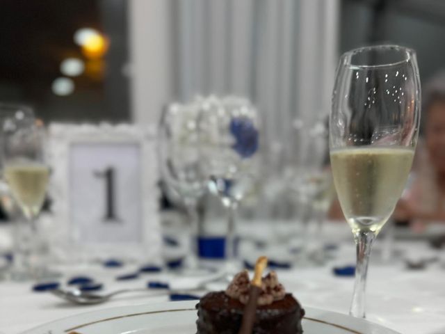 La boda de Juan Carlos  y Isabel en Fuenlabrada, Madrid 7