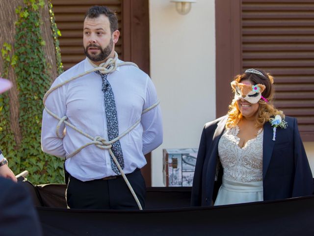 La boda de Jordi  y Adriana  en Sant Feliu De Llobregat, Barcelona 32