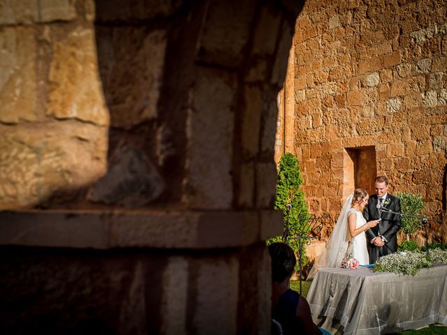 La boda de Raúl y Cristina en Ayllon, Segovia 35