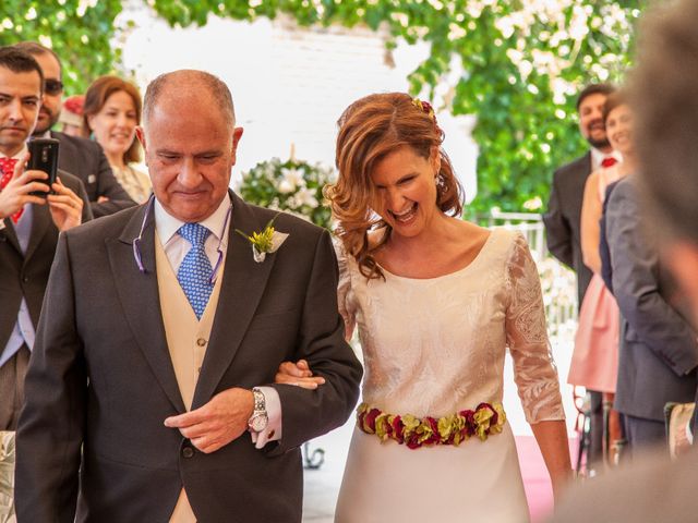 La boda de David y Elena en Boadilla Del Monte, Madrid 24