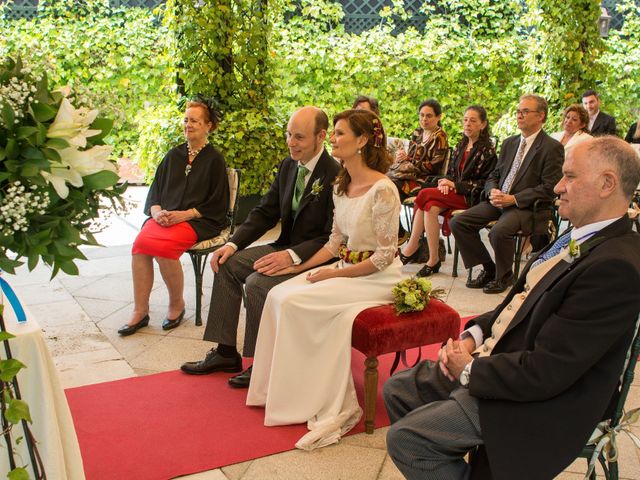 La boda de David y Elena en Boadilla Del Monte, Madrid 29