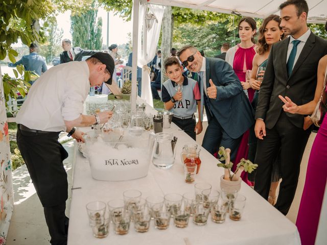 La boda de Rubén y Patricia en Aranda De Duero, Burgos 23