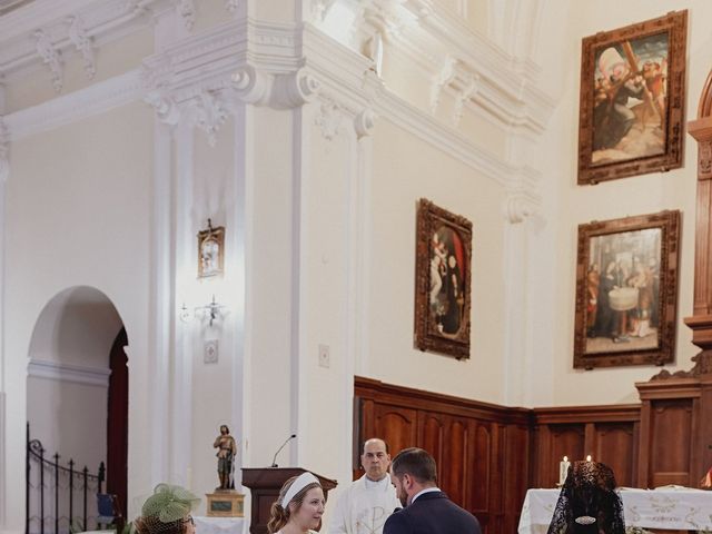 La boda de Leonor y Lorenzo en Villanueva De San Carlos, Ciudad Real 73