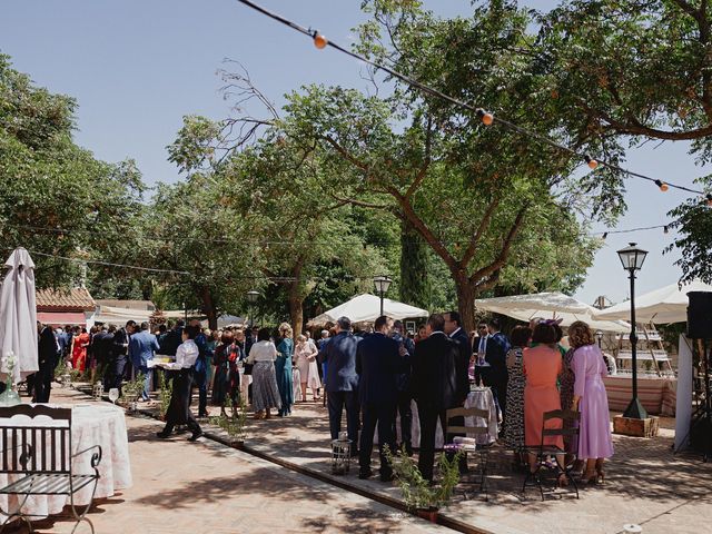 La boda de Leonor y Lorenzo en Villanueva De San Carlos, Ciudad Real 111