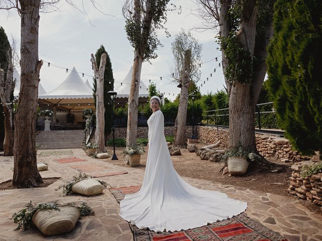 La boda de Leonor y Lorenzo en Villanueva De San Carlos, Ciudad Real 112