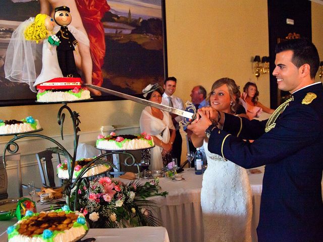 La boda de Miguel Ángel y Isabel en Mancha Real, Jaén 16