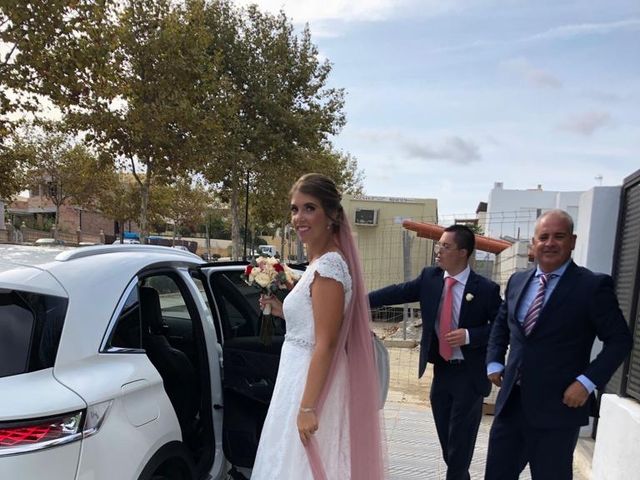 La boda de Salvador  y Lucía  en Torre Del Mar, Málaga 6
