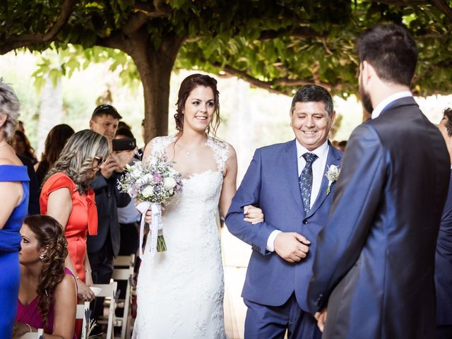 La boda de Albert y Sara en Sant Vicenç De Montalt, Barcelona 20